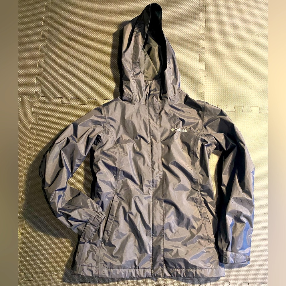 Columbia waterproof rain jacket women’s xs black